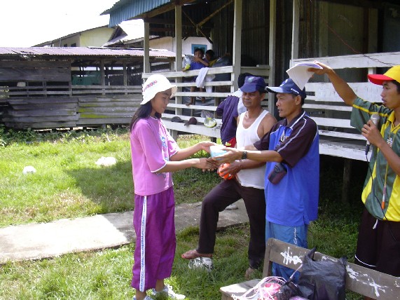 hadiah.jpg